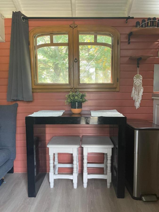 בית הארחה Le Soler 	Roulotte En Bois Sud France מראה חיצוני תמונה